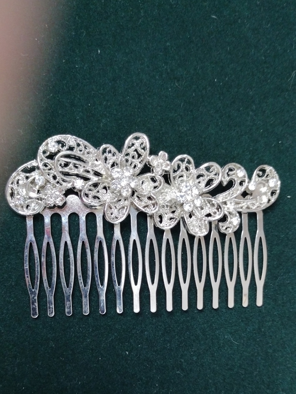 Silver Crystal Floral Hair Comb - Women's Accessory